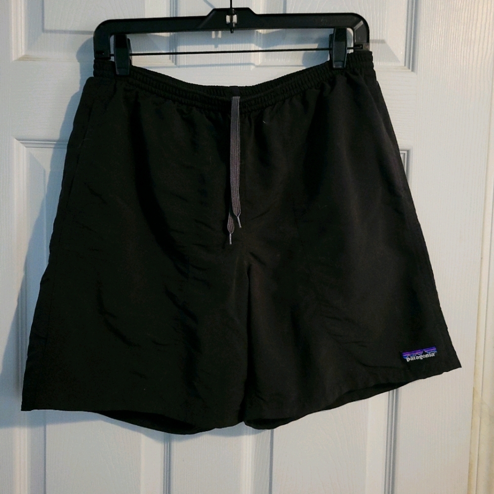 ***SOLD*** Patagonia Men's Baggies shorts size M